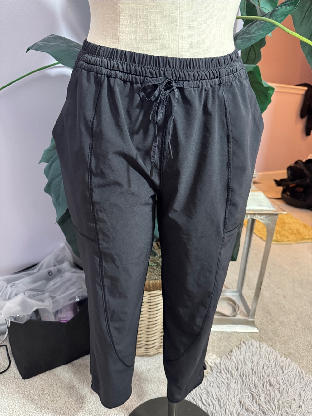 Lululemon Final Play Crop Capri Black Women
